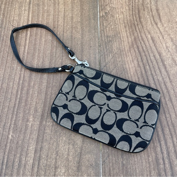 COACH GREY BLACK WRISTLET COIN PURSE - Picture 1 of 5